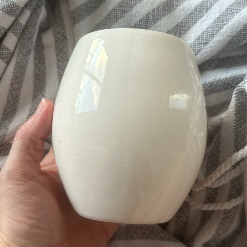 Rae Dunn Easter Mug - Picture 4 of 5